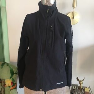 Patagonia XS Black Jacket  Soft Shell